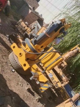 XCMG straight arm crane 5 ton