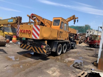 Kato 25ton Truck Crane