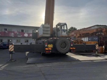 2013 Zoomlion 200ton Truck Crane