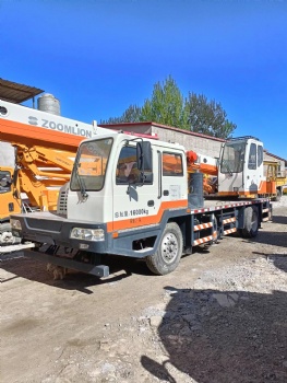 2017 Zoomlion 12ton Truck Crane