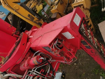 2013 Unic 8ton Straight Arm Crane
